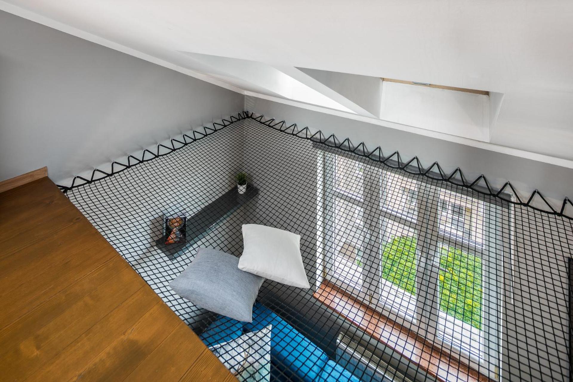 Corner Apartament