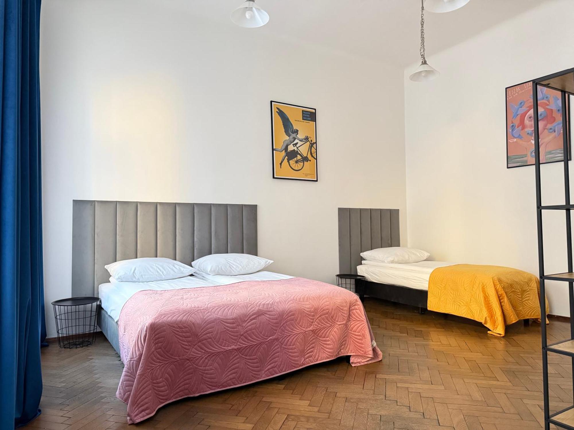 Corner Apartament *