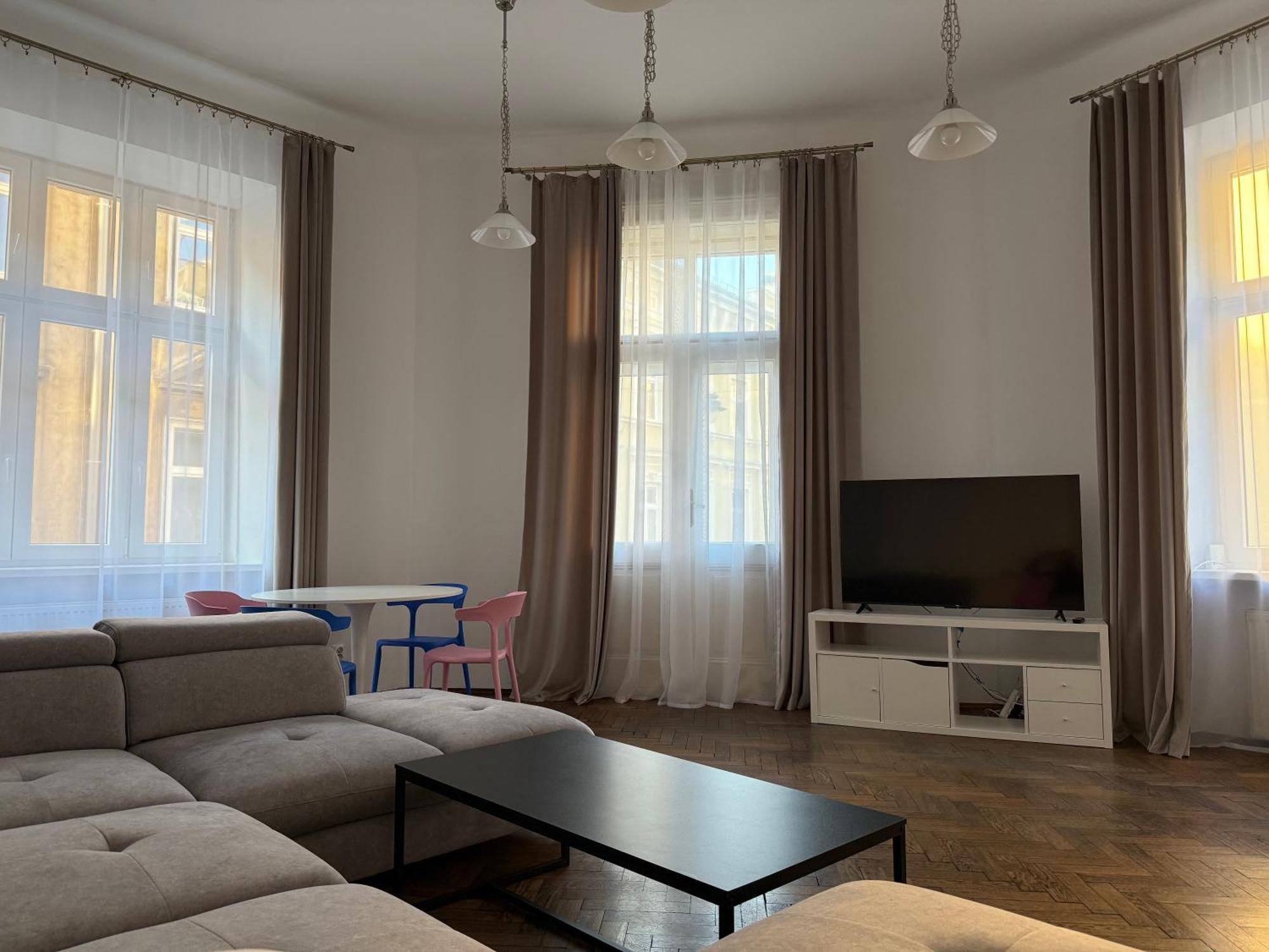 Apartament Corner *